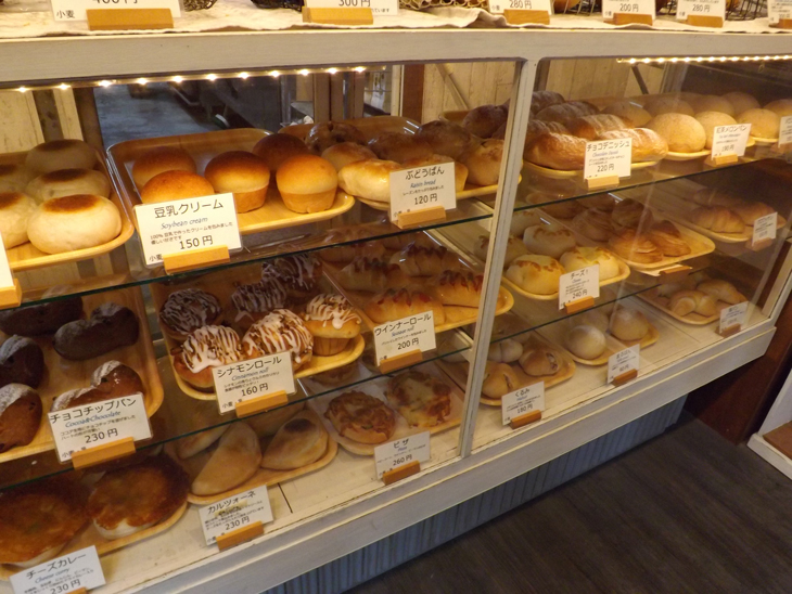 T’s Bakery